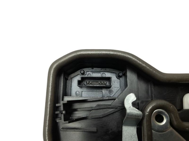 Recambio de cerradura puerta delantera derecha para bmw serie 3 berlina (e90) referencia OEM IAM 51214389474  10606130120/DLF810