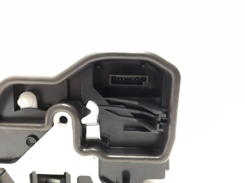 Recambio de cerradura puerta trasera izquierda para bmw serie 1 berlina (e81/e87) referencia OEM IAM 51224389475  10606130123/13