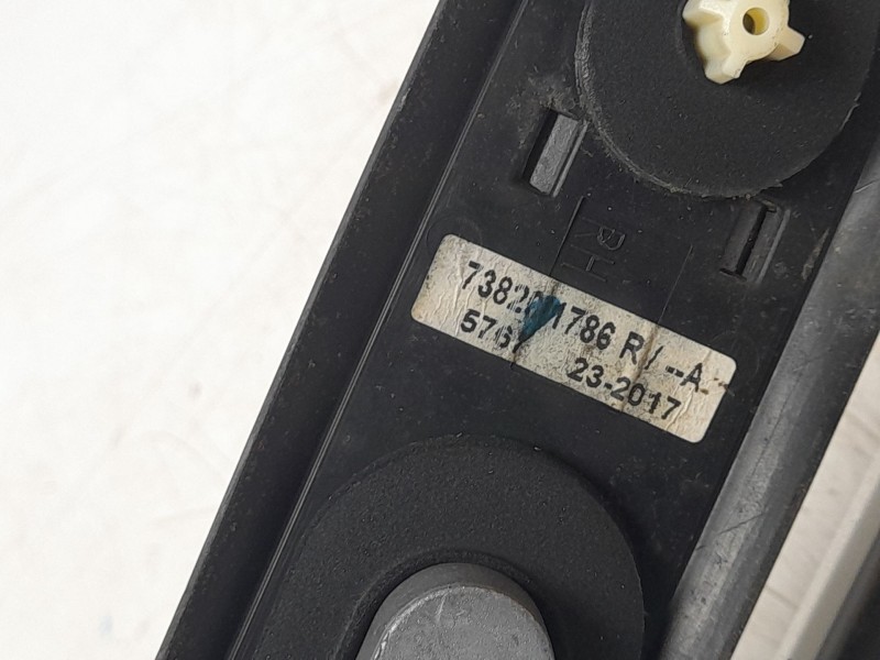 Recambio de barras techo para renault clio iv grandtour (kh_) 0.9 tce 90 referencia OEM IAM 738211828R  