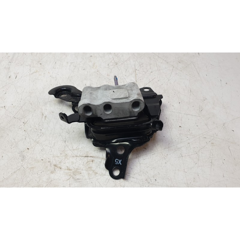 Recambio de soporte motor para toyota corolla station wagon (_e21_) 2.0 hybrid (mzeh12) referencia OEM IAM 123720T571  ZPSTY176