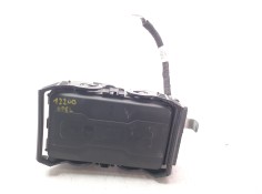 CAJA RELES / FUSIBLES 39200660 