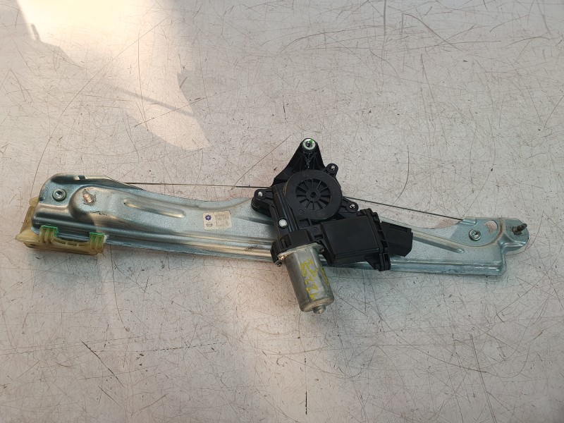 Recambio de elevalunas trasero izquierdo para opel insignia b grand sport (z18) 2.0 (68) referencia OEM IAM 39176507  