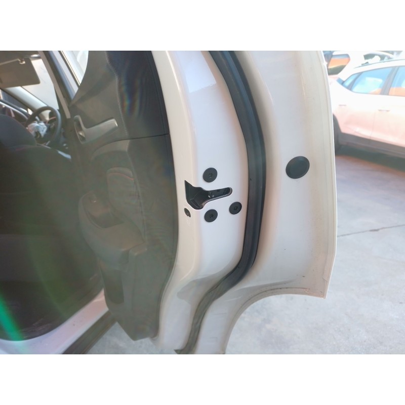 Recambio de cerradura puerta trasera derecha para mg zs suv (azs1) 1.5 vti referencia OEM IAM   