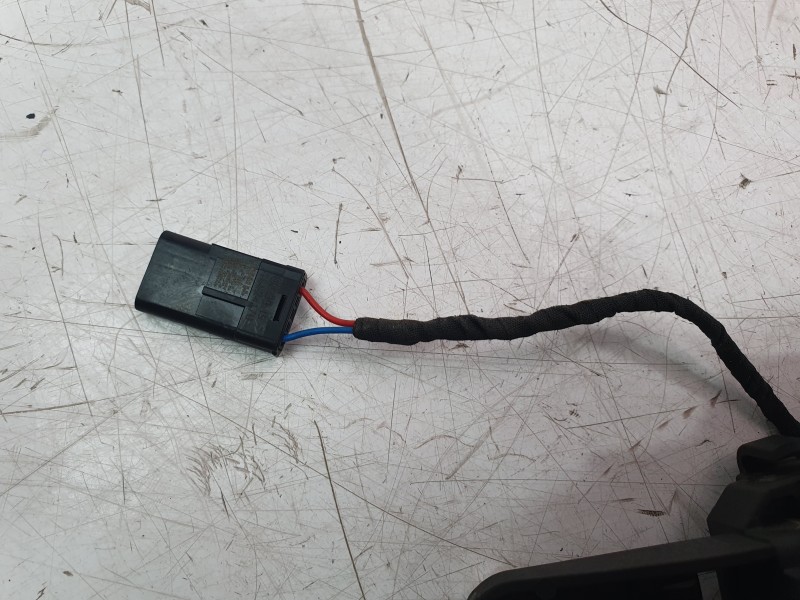 Recambio de maneta exterior trasera izquierda para opel insignia b grand sport (z18) 2.0 (68) referencia OEM IAM 13531201  