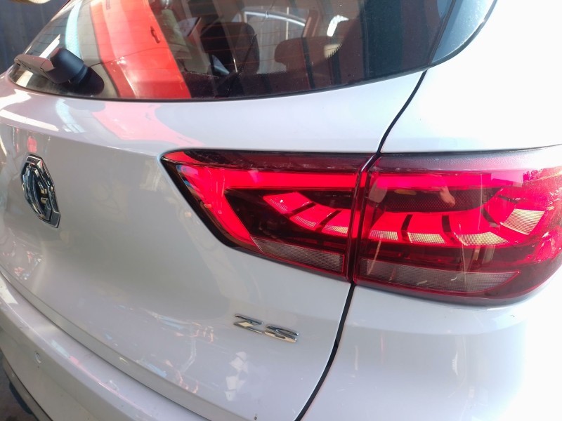 Recambio de piloto trasero derecho interior para mg zs suv (azs1) 1.5 vti referencia OEM IAM   