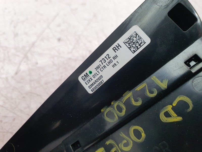 Recambio de aireador central para opel insignia b grand sport (z18) 2.0 (68) referencia OEM IAM 39017311 / 39017312  