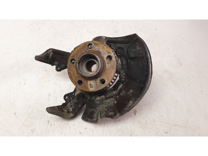 Recambio de mangueta delantera izquierda para volkswagen golf iv (1j1) 1.9 tdi (2000-2008) 101cv 74kw 3p referencia OEM IAM 1J04