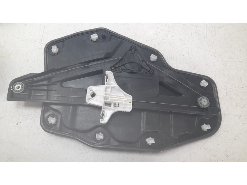 Recambio de elevalunas trasero izquierdo para skoda enyaq iv suv (5az) 80x 4x4 referencia OEM IAM 5LA839655  
