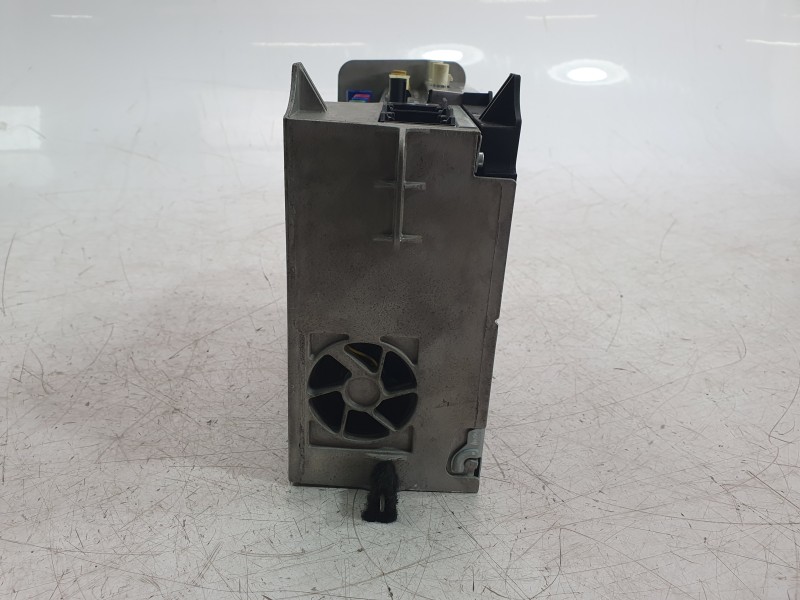 Recambio de sistema audio / radio cd para mercedes-benz clase a berlina (bm 177) a 200 d (117.112) referencia OEM IAM A167900521