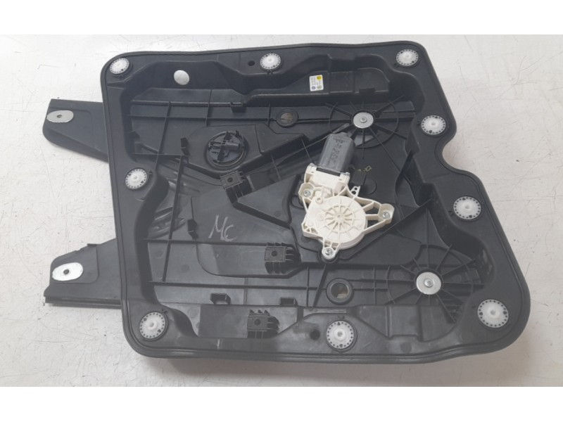 Recambio de elevalunas delantero derecho para skoda enyaq iv suv (5az) 80x 4x4 referencia OEM IAM 5LA837656  