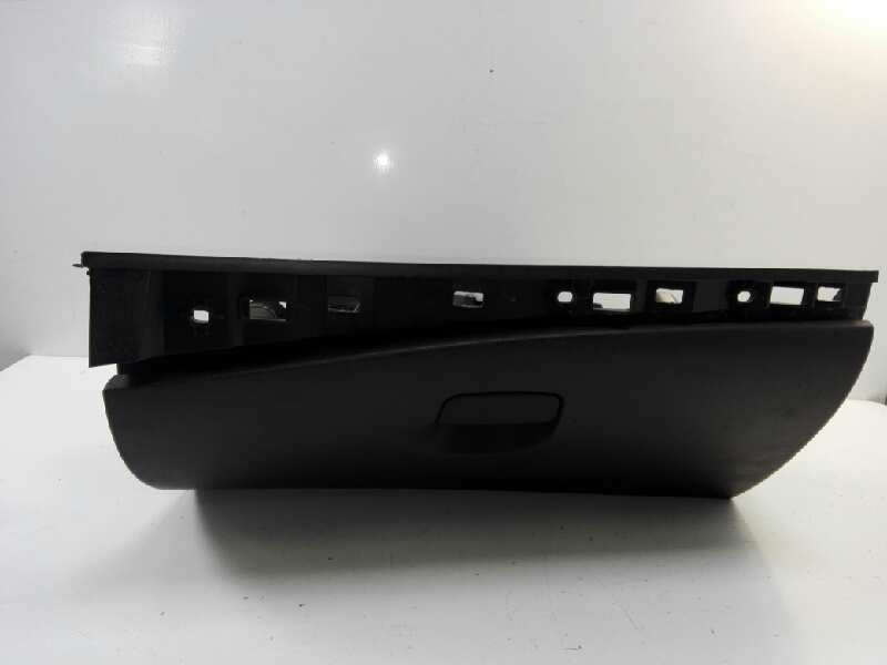 Recambio de guantera para renault megane iii coupe dynamique referencia OEM IAM 685600001R  