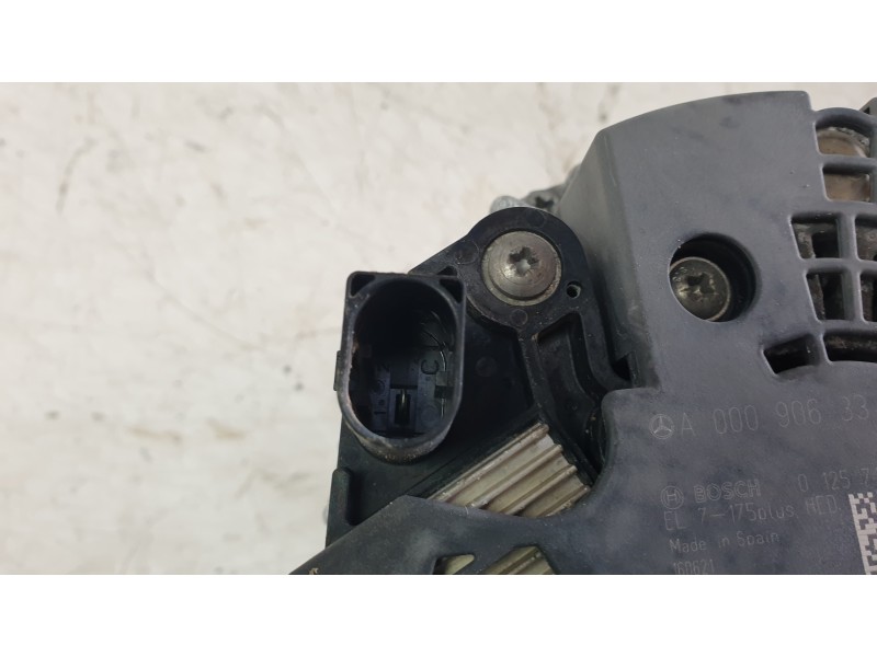 Recambio de alternador para mercedes-benz clase cla (w117) cla 200 cdi (117.308) referencia OEM IAM 0009063322 548484 ALF260401H