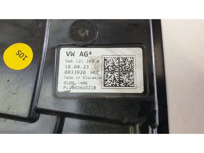 Recambio de electroventilador para volkswagen touran (5t1) 2.0 tdi referencia OEM IAM 5WA121203F  