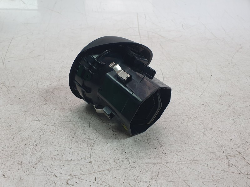 Recambio de aireador izquierdo para mercedes-benz clase a berlina (bm 177) a 200 d (117.112) referencia OEM IAM A177830650  