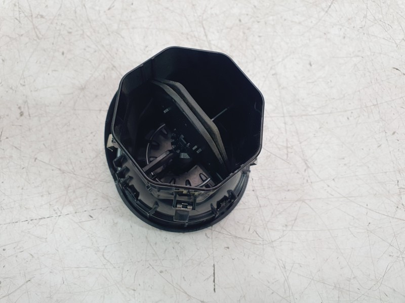 Recambio de aireador izquierdo para mercedes-benz clase a berlina (bm 177) a 200 d (117.112) referencia OEM IAM A177830650  