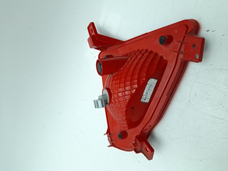 Recambio de faro antiniebla trasero derecho para kia stonic (yb) 1.0 t-gdi eco-dynamics+ referencia OEM IAM 92406H8700  