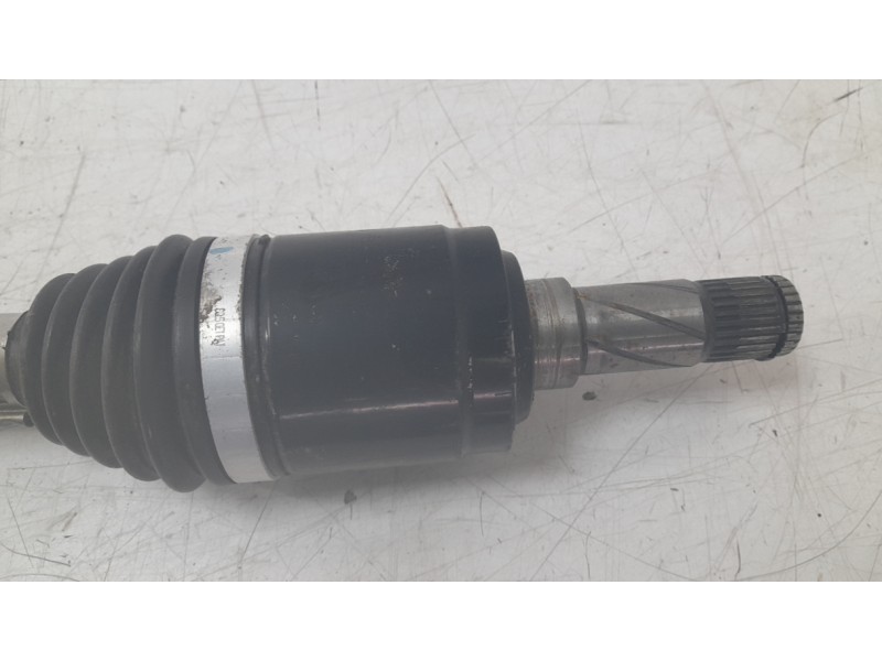 Recambio de transmision trasera izquierda para land rover discovery sport (l550) 2.0 d 4x4 referencia OEM IAM LR161703  T78763/R