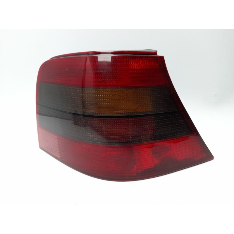 Recambio de piloto trasero derecho para volkswagen golf iv (1j1) 1.9 tdi (2000-2008) 101cv 74kw 3p referencia OEM IAM 1J6945096T