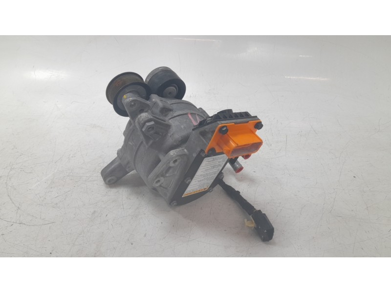 Recambio de alternador para kia niro ii (sg2) 1.6 gdi hybrid referencia OEM IAM 3739003920  