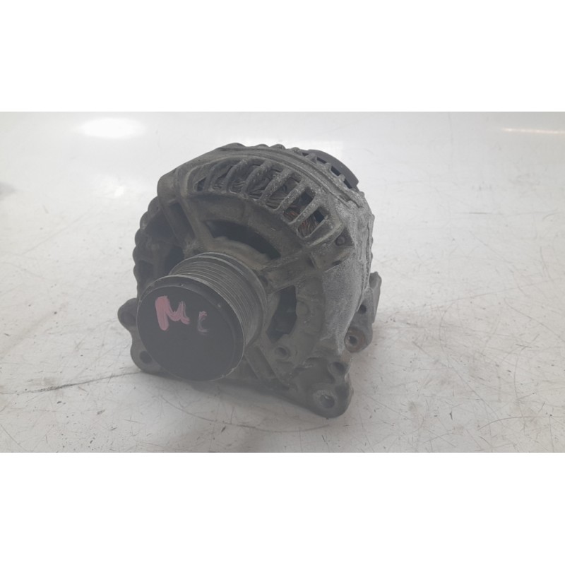 Recambio de alternador para volkswagen golf iv (1j1) 1.9 tdi (2000-2008) 101cv 74kw 3p referencia OEM IAM 028903028E  ALF660101B