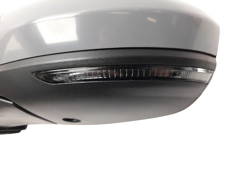 Recambio de retrovisor izquierdo para renault megane iv berlina 5p referencia OEM IAM 963023922R  1051804016/27805931/557040E