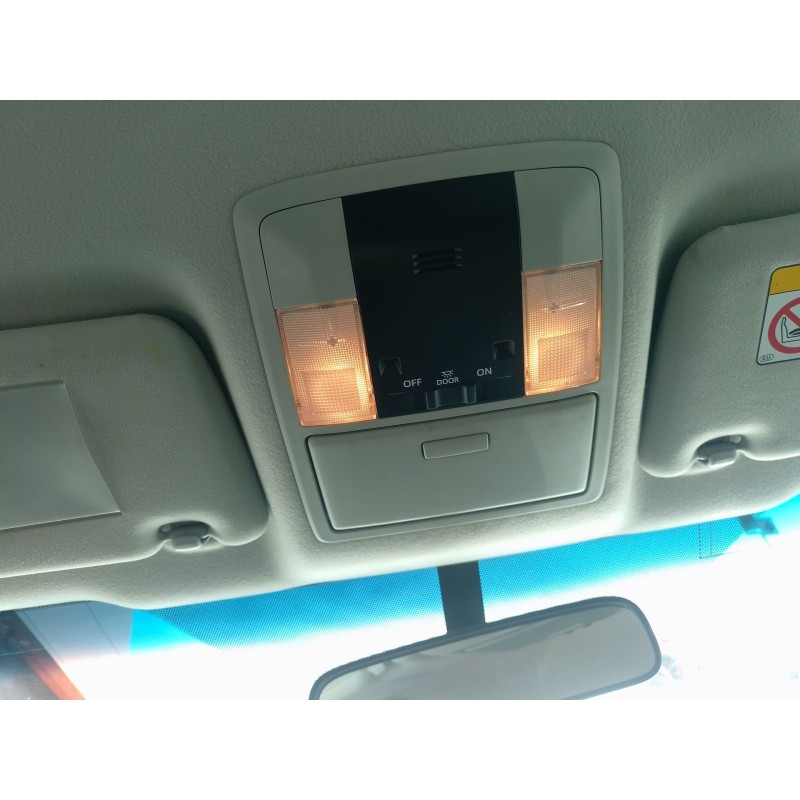 Recambio de luz interior para toyota land cruiser prado (_j15_) 2.8 d-4d (gdj155, gdj150) referencia OEM IAM   