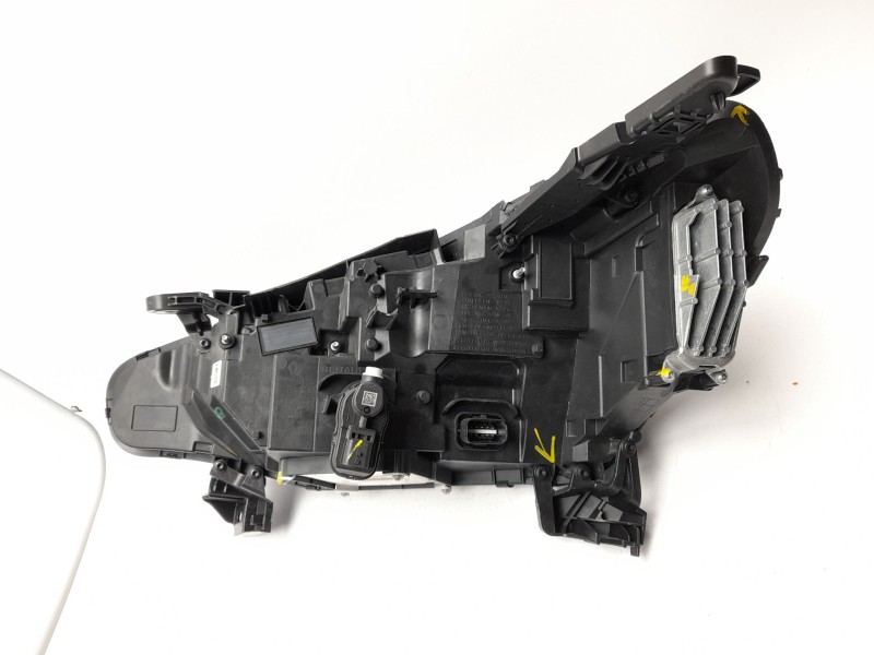 Recambio de faro derecho para renault clio v referencia OEM IAM 260103507R  