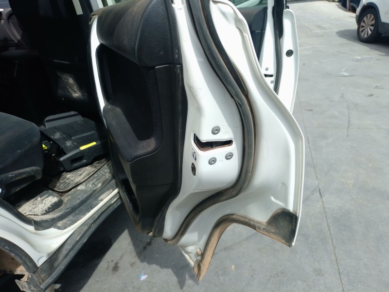 Recambio de cerradura puerta trasera derecha para toyota land cruiser prado (_j15_) 2.8 d-4d (gdj155, gdj150) referencia OEM IAM