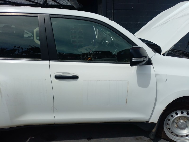 Recambio de puerta delantera derecha para toyota land cruiser prado (_j15_) 2.8 d-4d (gdj155, gdj150) referencia OEM IAM   