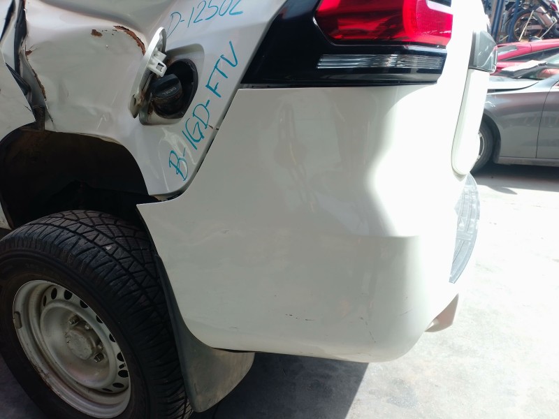 Recambio de paragolpes trasero para toyota land cruiser prado (_j15_) 2.8 d-4d (gdj155, gdj150) referencia OEM IAM   