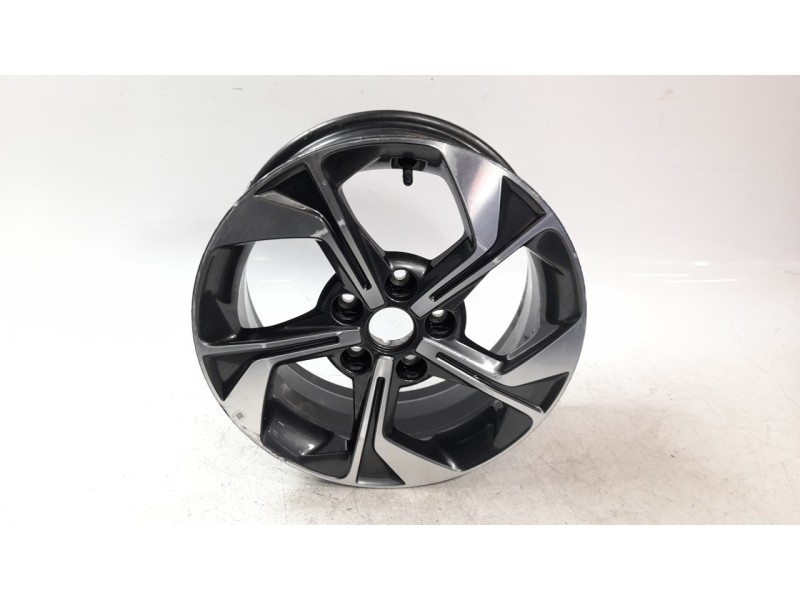 Recambio de llanta para kia xceed drive referencia OEM IAM 52910J7700  
