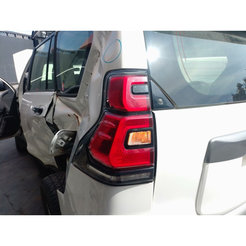 Recambio de piloto trasero izquierdo para toyota land cruiser prado (_j15_) 2.8 d-4d (gdj155, gdj150) referencia OEM IAM   