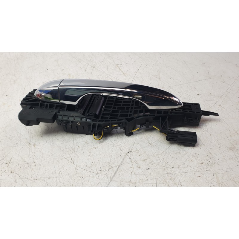 Recambio de maneta exterior trasera derecha para maserati levante suv (m161) 3.0 d q4 referencia OEM IAM P68194124AB  