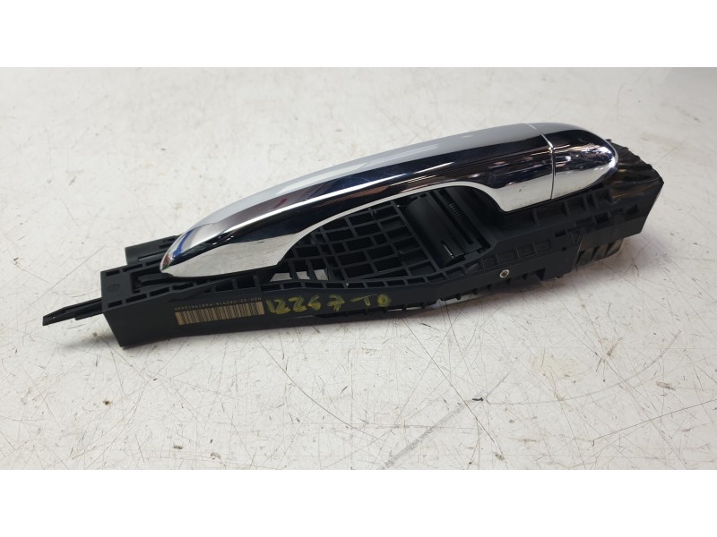 Recambio de maneta exterior trasera derecha para maserati levante suv (m161) 3.0 d q4 referencia OEM IAM P68194124AB  