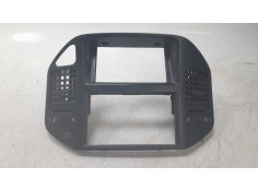 Recambio de rejilla aireadora para mitsubishi montero iii (v7_w, v6_w) 3.2 di-d (v68w, v78w) referencia OEM IAM MR456373  