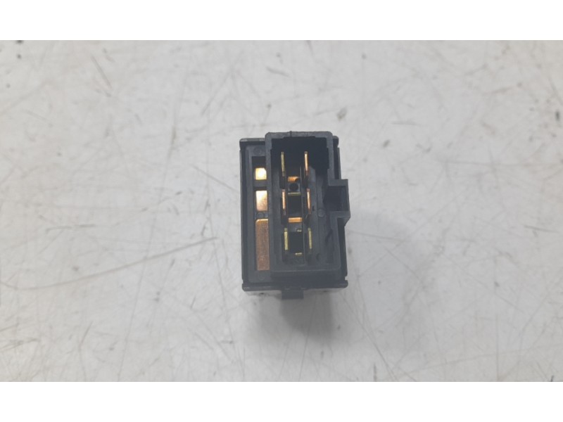Recambio de interruptor para mitsubishi montero iii (v7_w, v6_w) 3.2 di-d (v68w, v78w) referencia OEM IAM MR951431  