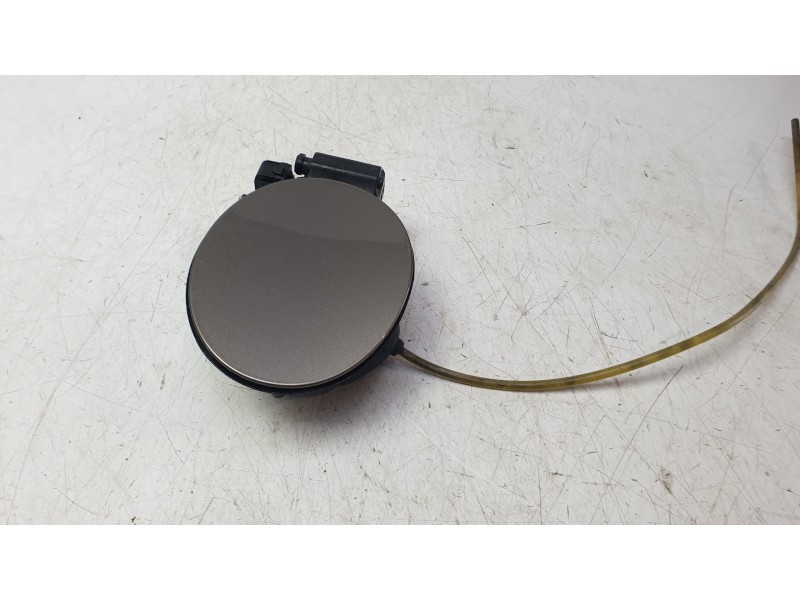 Recambio de tapa exterior combustible para land rover discovery sport (l550) 2.0 d 4x4 referencia OEM IAM FK7227936  