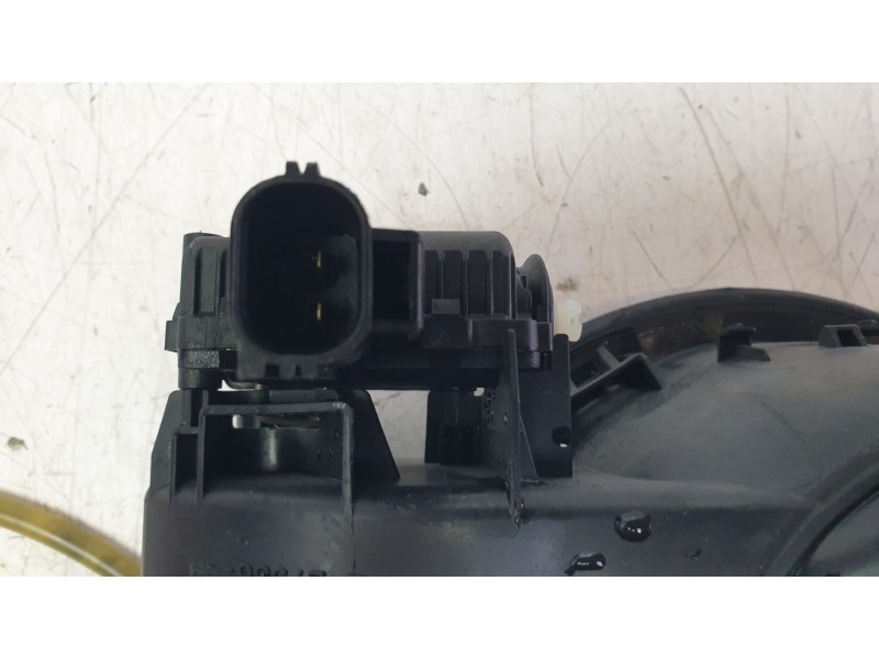 Recambio de tapa exterior combustible para land rover discovery sport (l550) 2.0 d 4x4 referencia OEM IAM FK7227936  