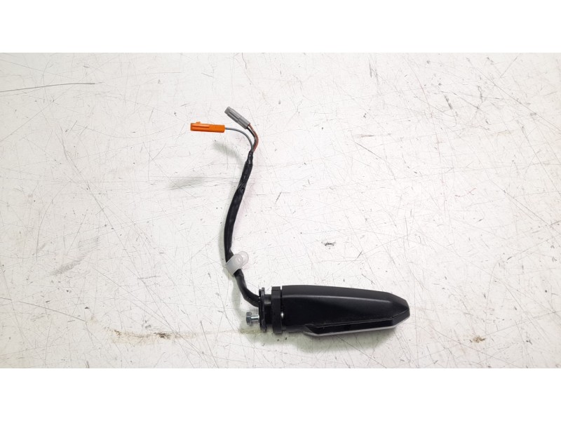 Recambio de piloto delantero derecho para honda nc nc 750 x (rh09) referencia OEM IAM 33400MKWD01  