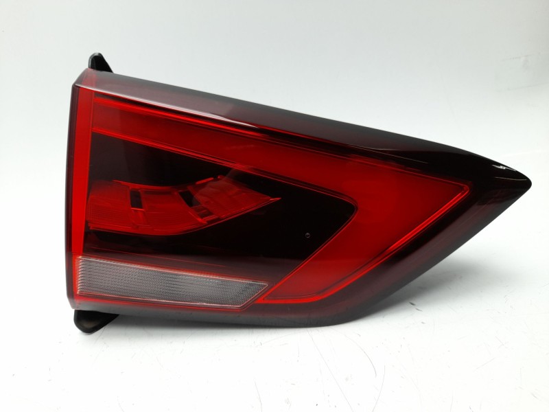 Recambio de piloto trasero izquierdo interior para mg zs suv (azs1) 1.5 vti referencia OEM IAM 10571683  