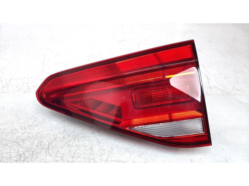 Recambio de piloto trasero derecho interior para volkswagen touran (5t1) edition bmt referencia OEM IAM 5TA945094D  