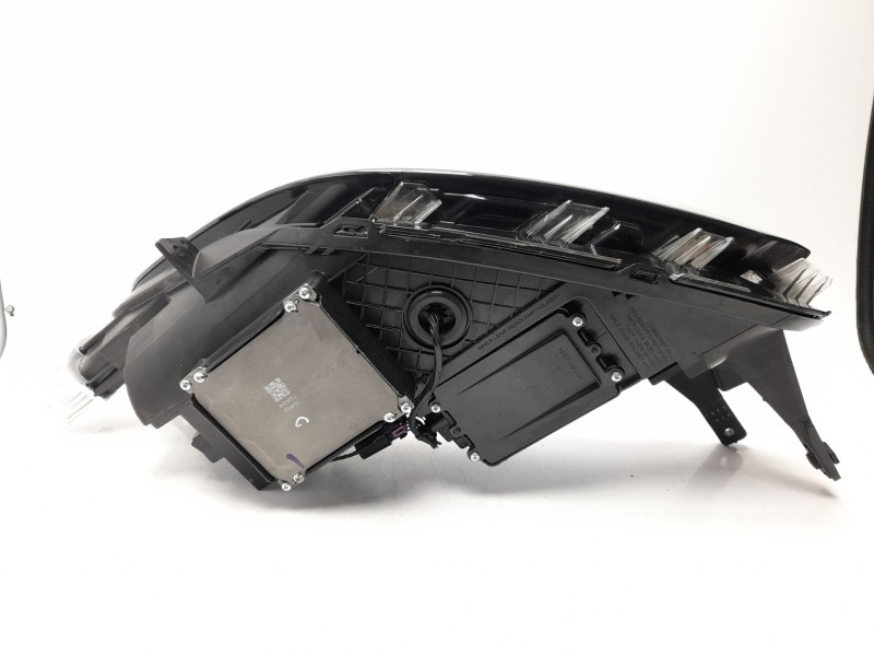 Recambio de faro derecho para mg zs suv (azs1) 1.5 vti referencia OEM IAM 11275386  