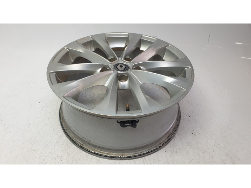 Recambio de llanta para renault megane iv sport tourer (k9a/m/n_) 1.3 tce 140 (k9nb) referencia OEM IAM 403005273R  