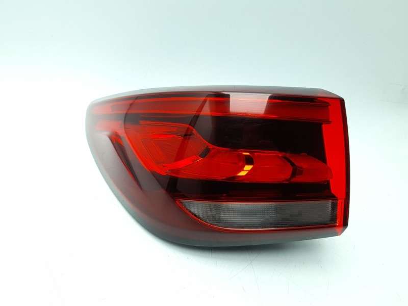 Recambio de piloto trasero izquierdo para mg zs suv (azs1) 1.5 vti referencia OEM IAM 10571681  