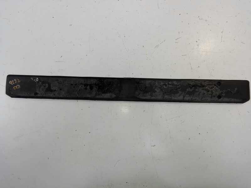 Recambio de moldura para renault megane iii coupe dynamique referencia OEM IAM   