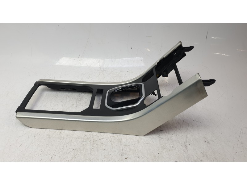 Recambio de moldura para land rover range rover evoque (l538) 2.0 4x4 referencia OEM IAM BJ32045A66AAW  