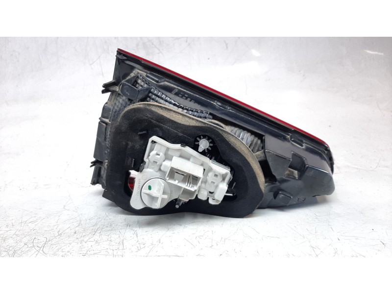 Recambio de piloto trasero derecho interior para volkswagen touran (5t1) edition bmt referencia OEM IAM 5TA945094D  