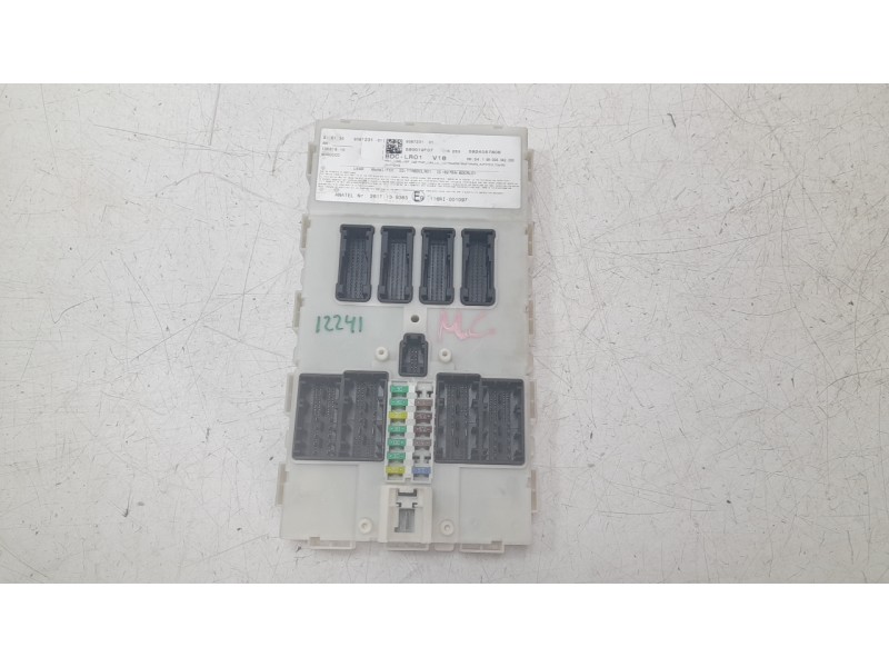 Recambio de caja reles / fusibles para bmw 2 active tourer (f45) 218 d referencia OEM IAM 938723101  