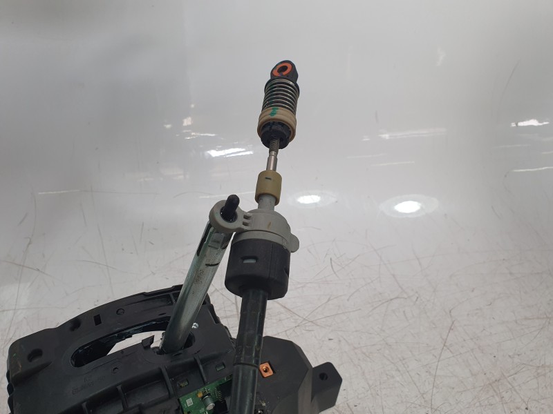 Recambio de palanca cambio para opel insignia b grand sport (z18) 2.0 (68) referencia OEM IAM YR00138180  