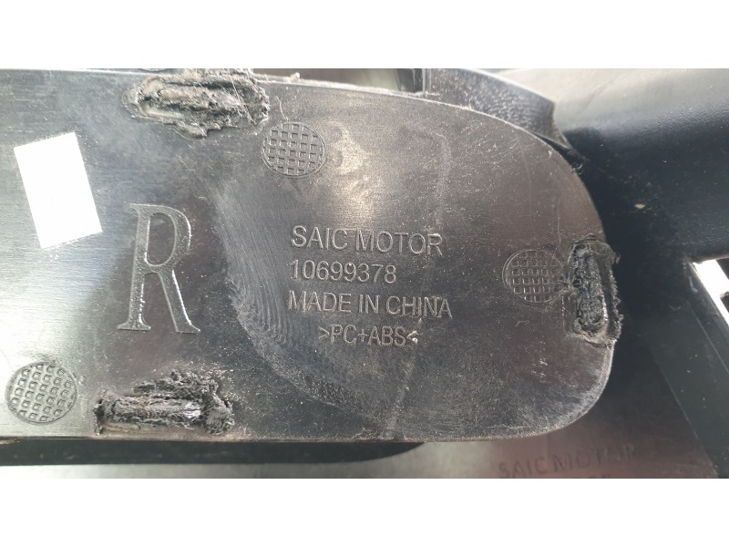 Recambio de moldura para mg zs suv (azs1) 1.5 vti referencia OEM IAM 10699378  